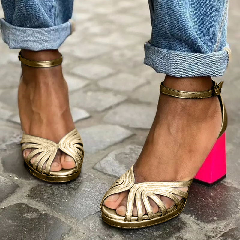 MILVIANA CLASSIC SANDALS