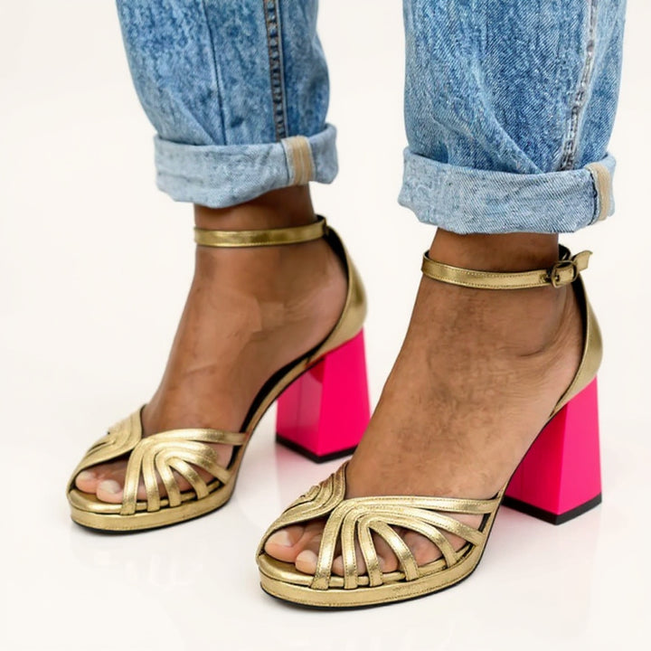 MILVIANA CLASSIC SANDALS